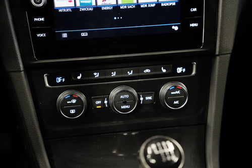 Volkswagen Golf 2.0 TDI 110 kW Comfortline – foto 24