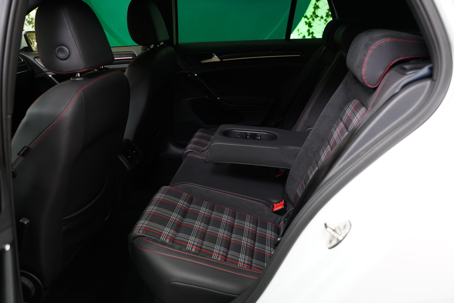 Volkswagen Golf 2.0 TSI 169 kW GTI Performance