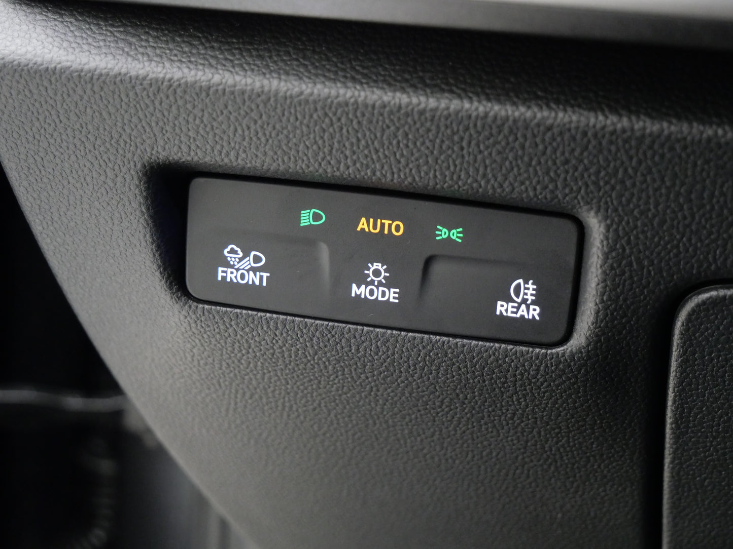 Škoda Superb 2.0 TDI 142 kW 4x4 SportLine