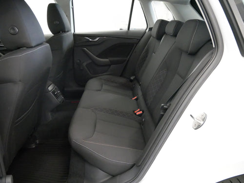 Škoda Kamiq 1.0 TSI 85 kW Ambition – foto 24