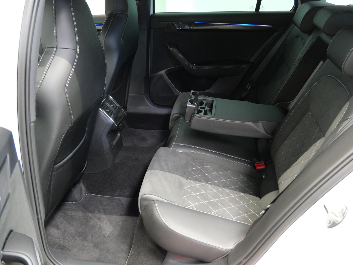 Škoda Superb 2.0 TDI 147 kW 4x4 SportLine