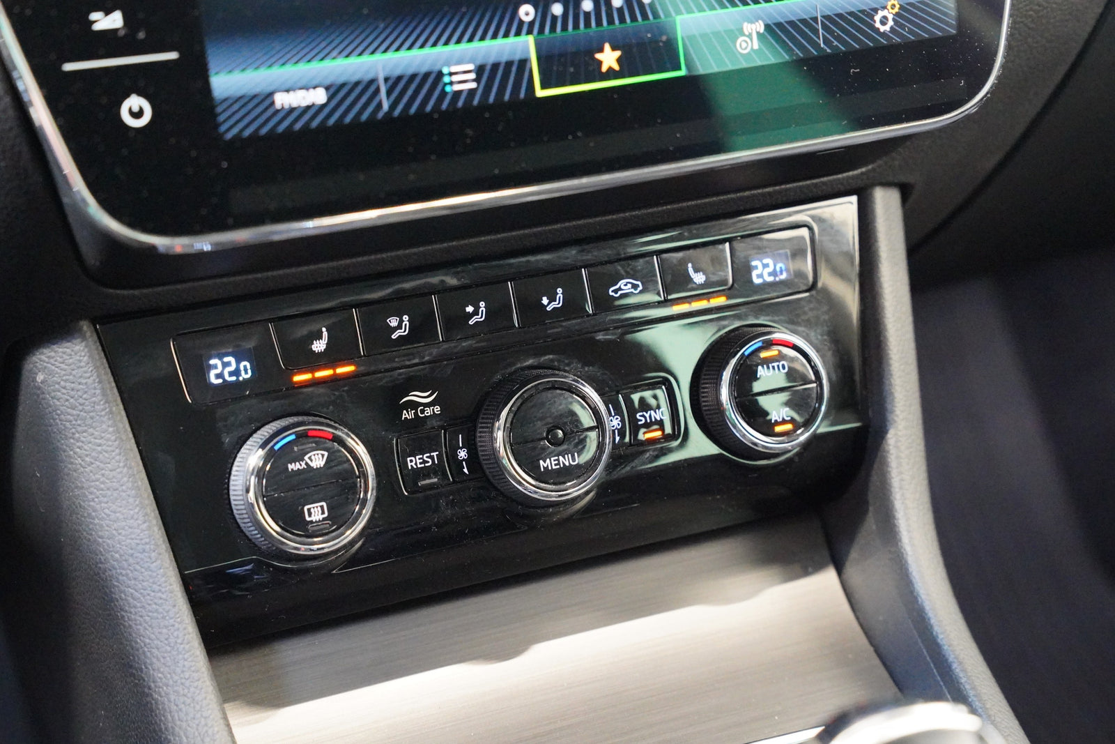 Škoda Superb 1.4 TSI iV 115 kW Style – foto 24