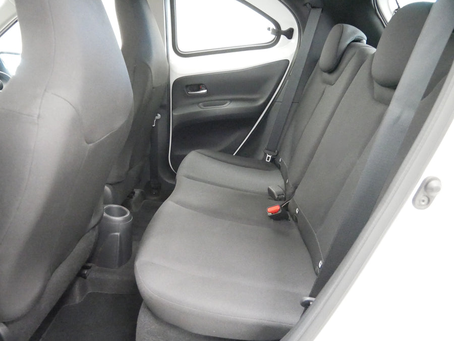Toyota Aygo X 1.0 VVTi 53kW Comfort – foto 24
