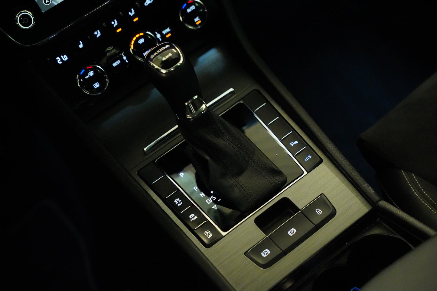 Škoda Superb 2.0 TDI 147 kW 4x4 DSG Style+