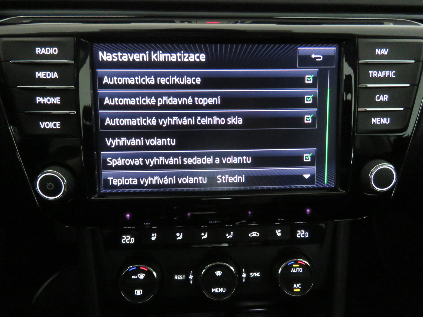 Škoda Superb 2.0 TDI 140 kW L&K Comfort