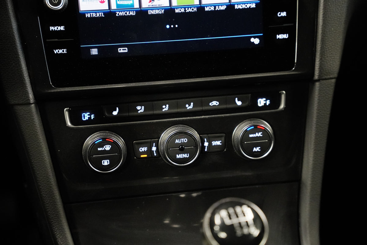 Volkswagen Golf 2.0 TDI 110 kW Comfortline – foto 24