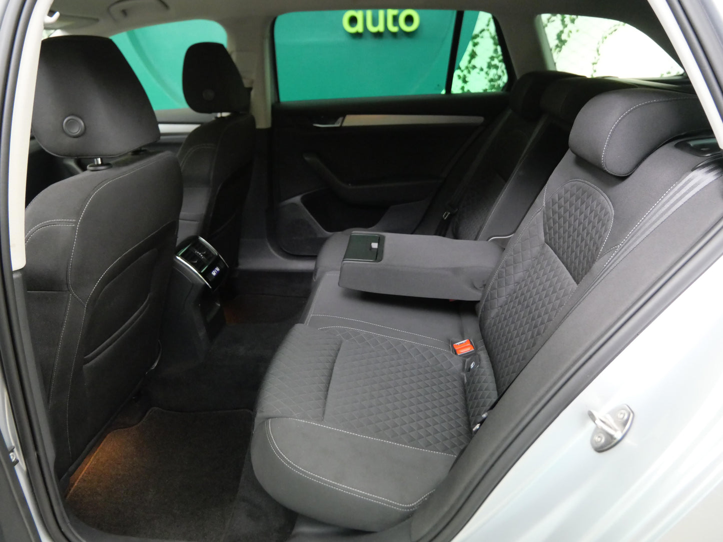 Škoda Superb 2.0 TDI 110 kW Style