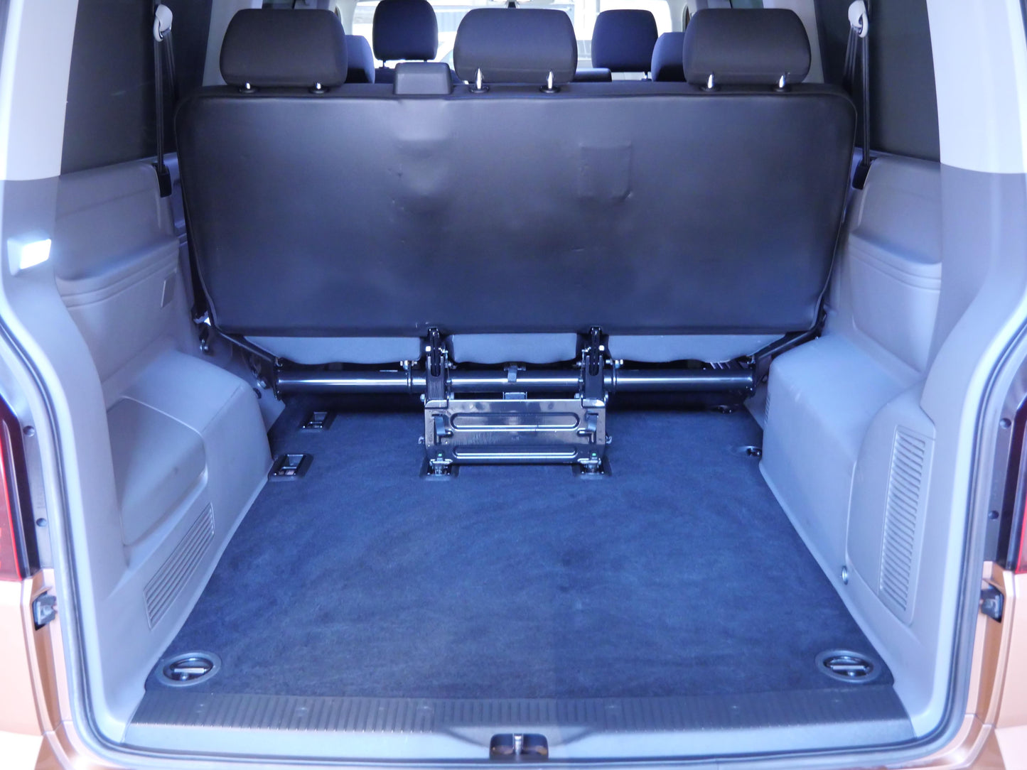 Volkswagen Caravelle 2.0 TDI 110 kW DSG Long