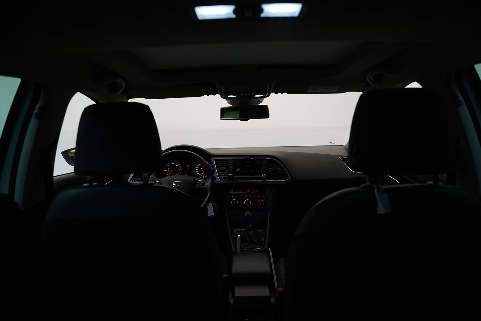 Seat Leon 2.0 TDI 135 kW DSG FR – foto 24