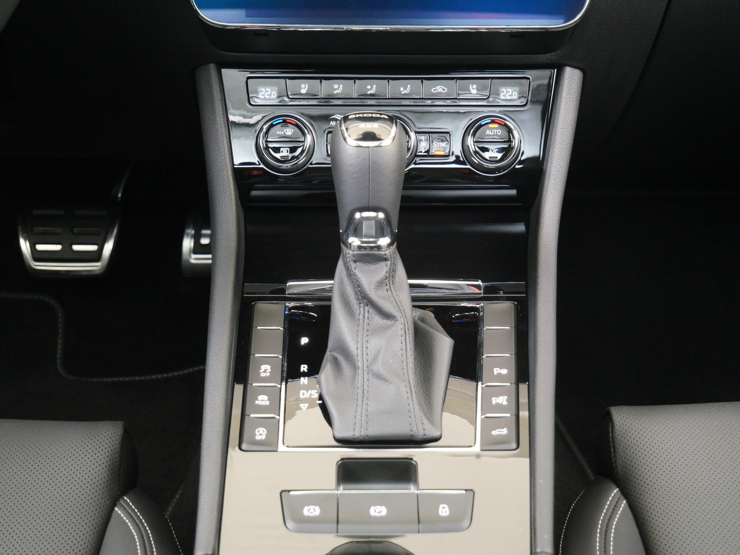 Škoda Superb 2.0 TSI 206 kW L&K