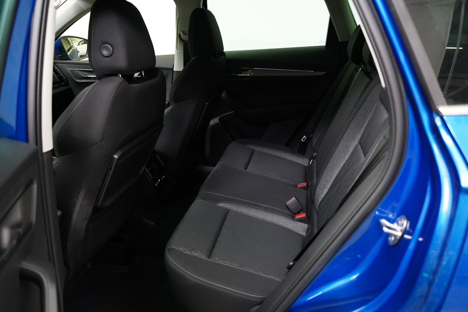 Škoda Karoq 1.5 TSI 110 kW Top Selection – foto 24