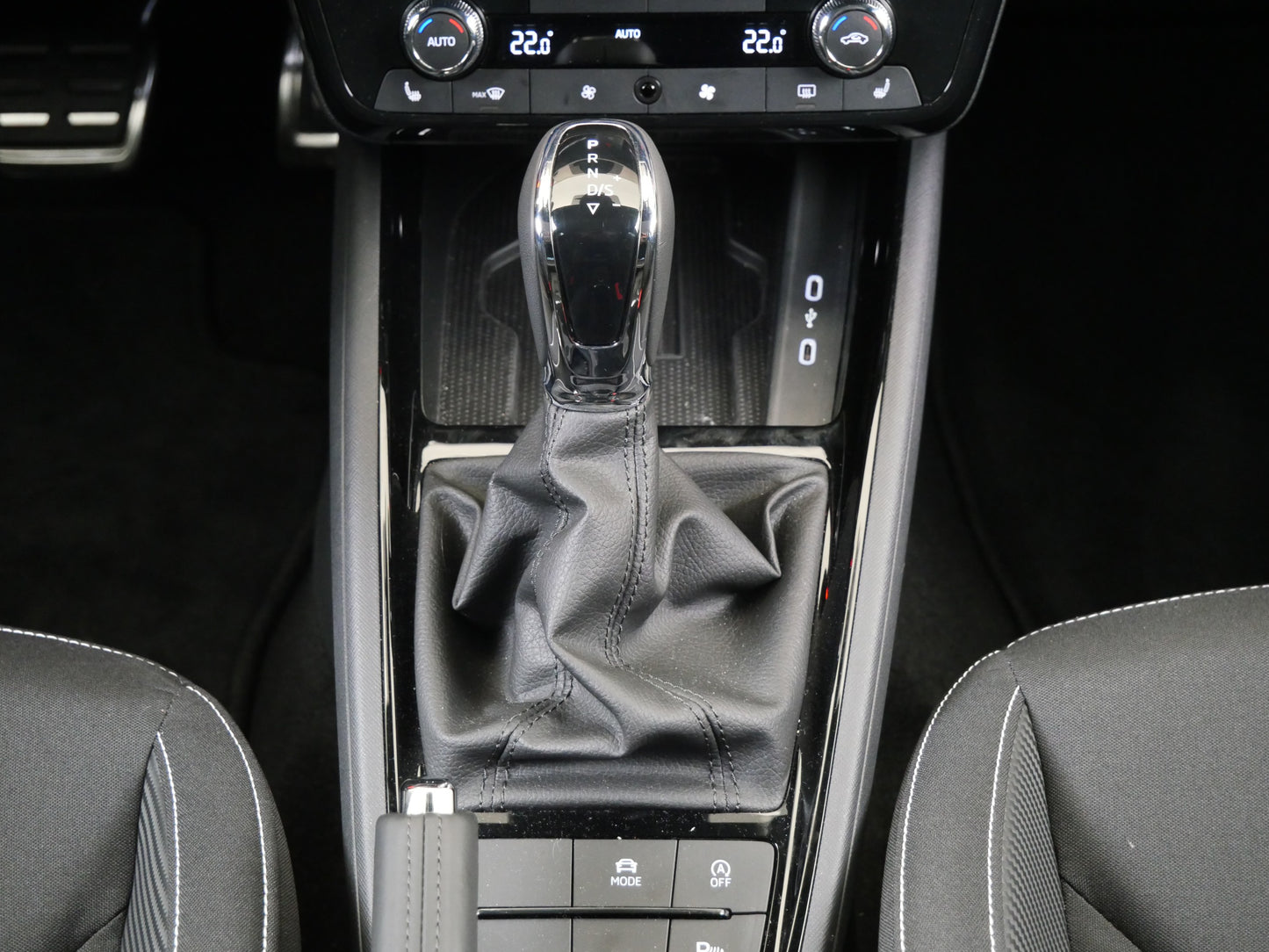 Škoda Scala 1.5 TSI 110 kW DSG Monte Carlo