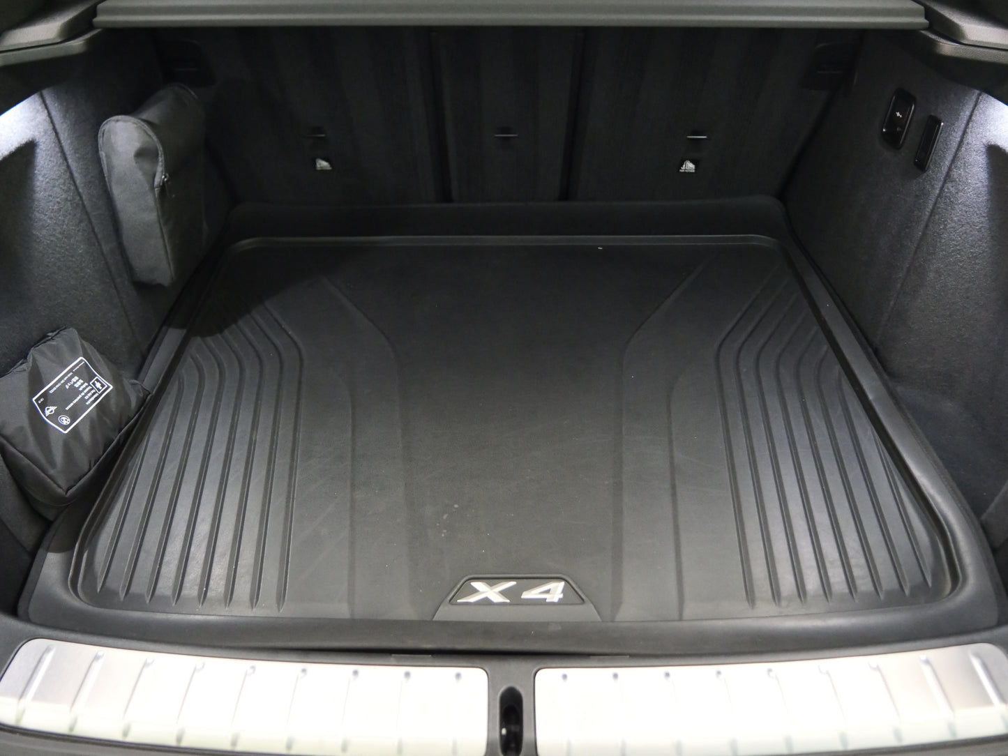 BMW X4 20d 140 kW xDrive M paket