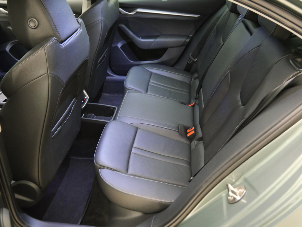 Škoda Octavia 2.0 TDI 110 kW Excl. Selection – foto 24