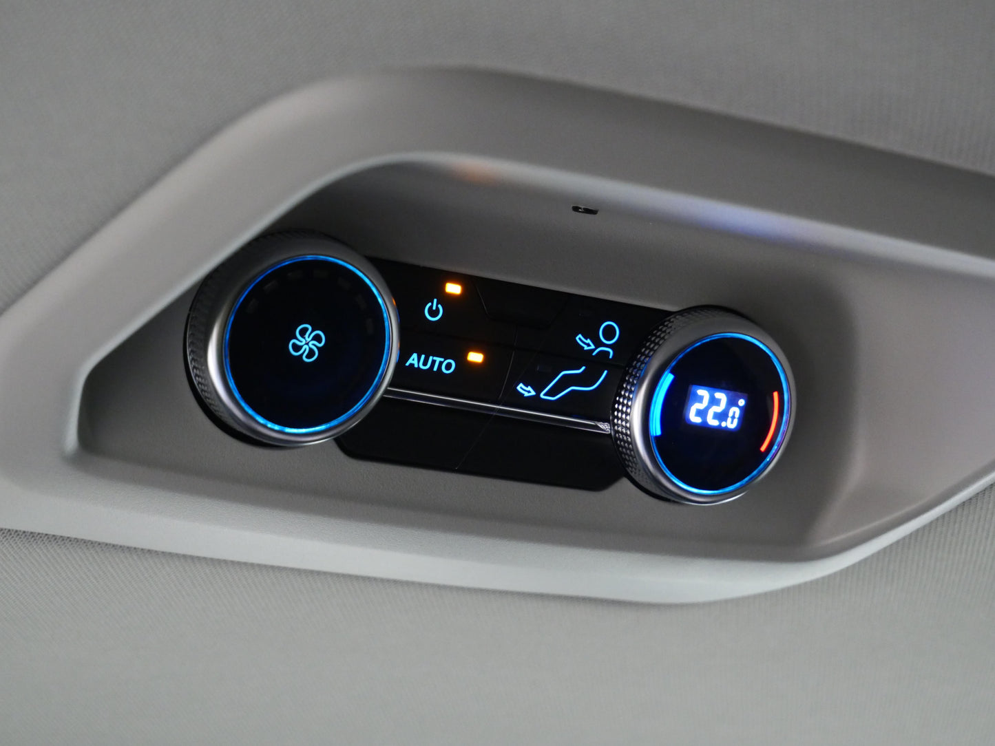 Ford Tourneo Custom 2.0 EcoBlue 125 kW Sport L2