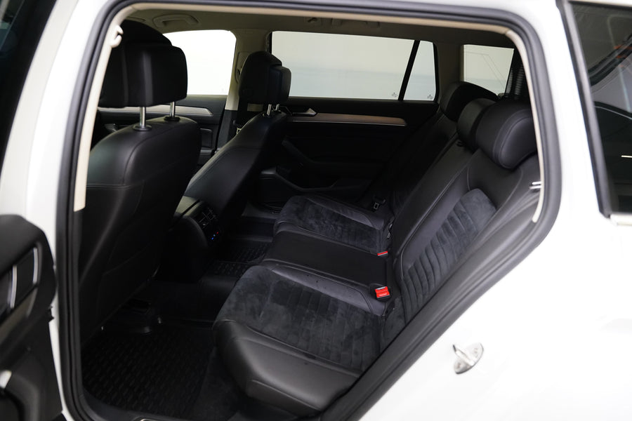 Volkswagen Passat 2.0 TDI 140kW 4Motion Highline – foto 24