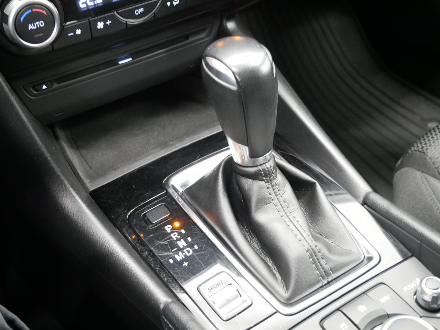 Mazda 3 2.0 Skyactiv-G 88kW Signature+