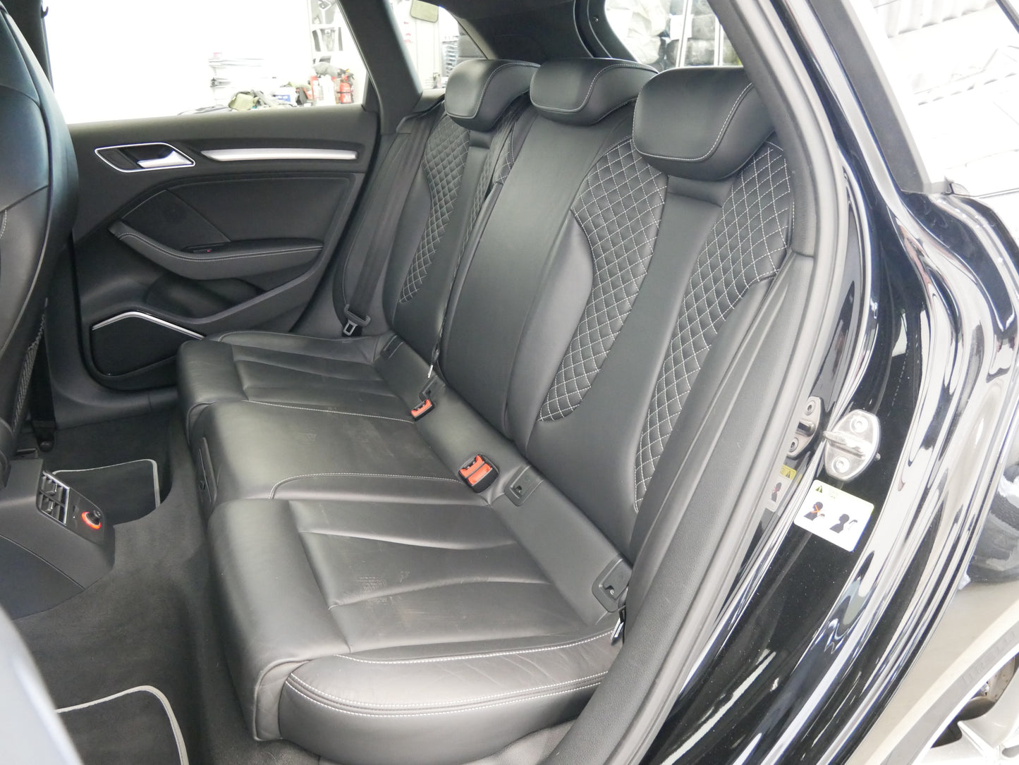 Audi S3 2.0TFSi 221kW Quattro