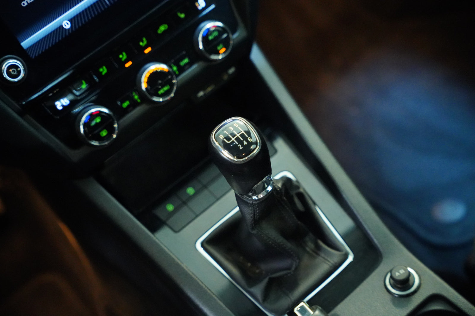 Škoda Octavia 2.0 TDI 110 kW Style – foto 25