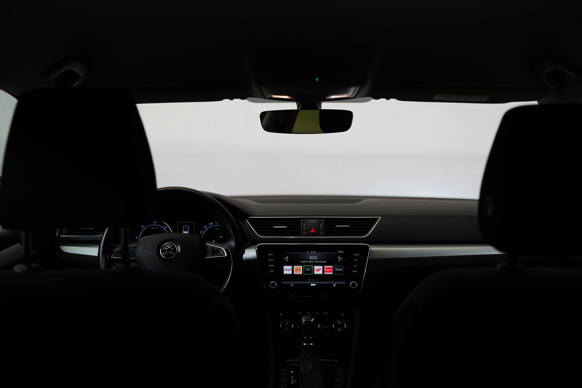 Škoda Superb 2.0 TDI 110 kW – foto 25