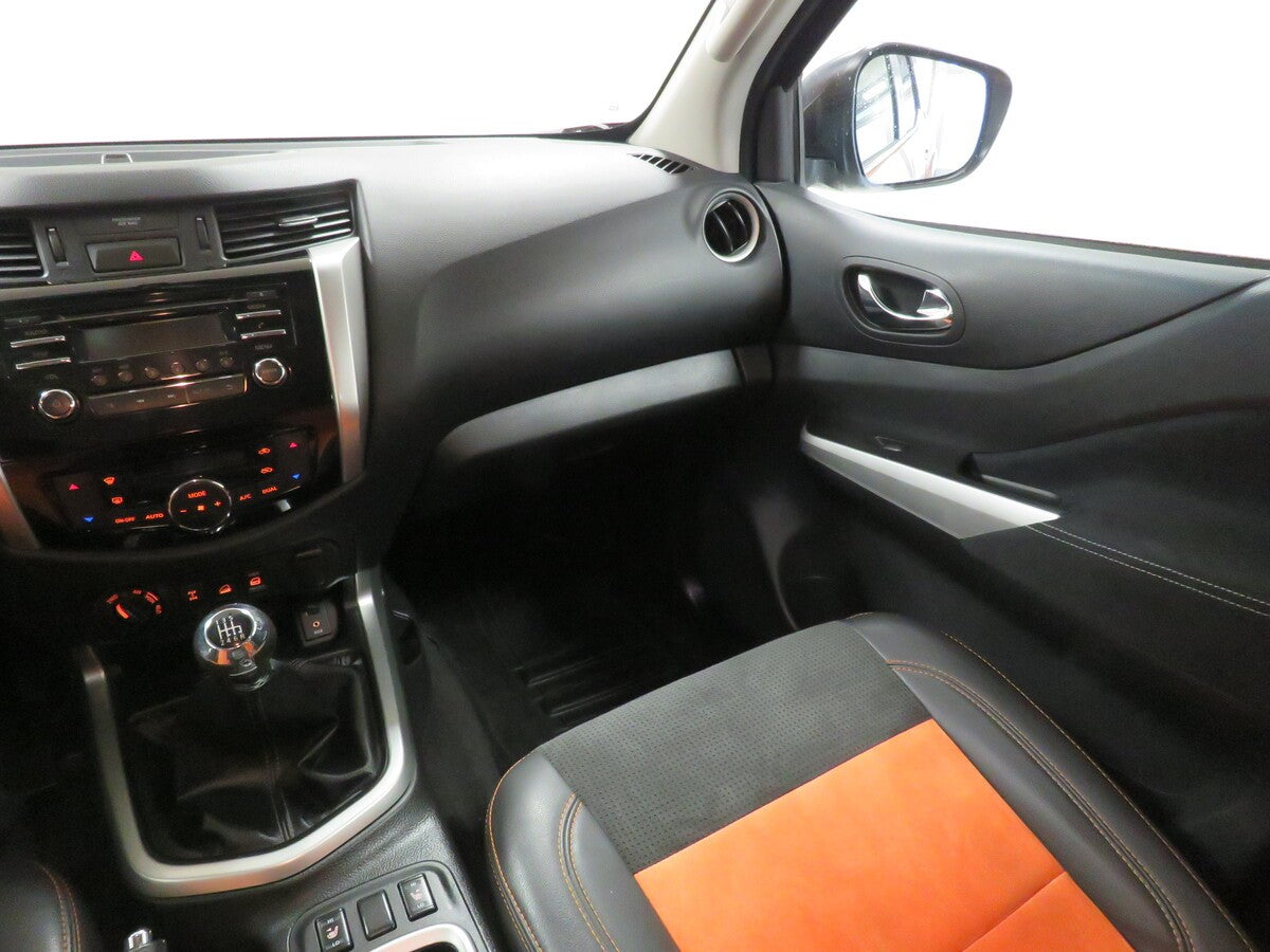 Nissan Navara 2.3 dCi 140 kW DC N-Connecta