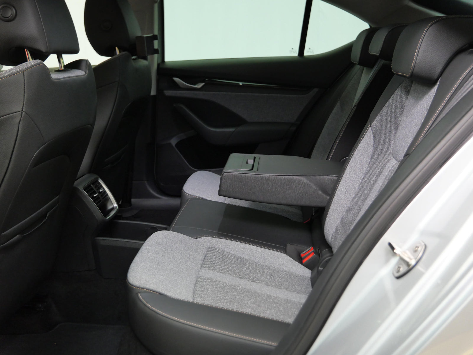 Škoda Octavia 1.5 TSI 110 kW Top Selection – foto 25