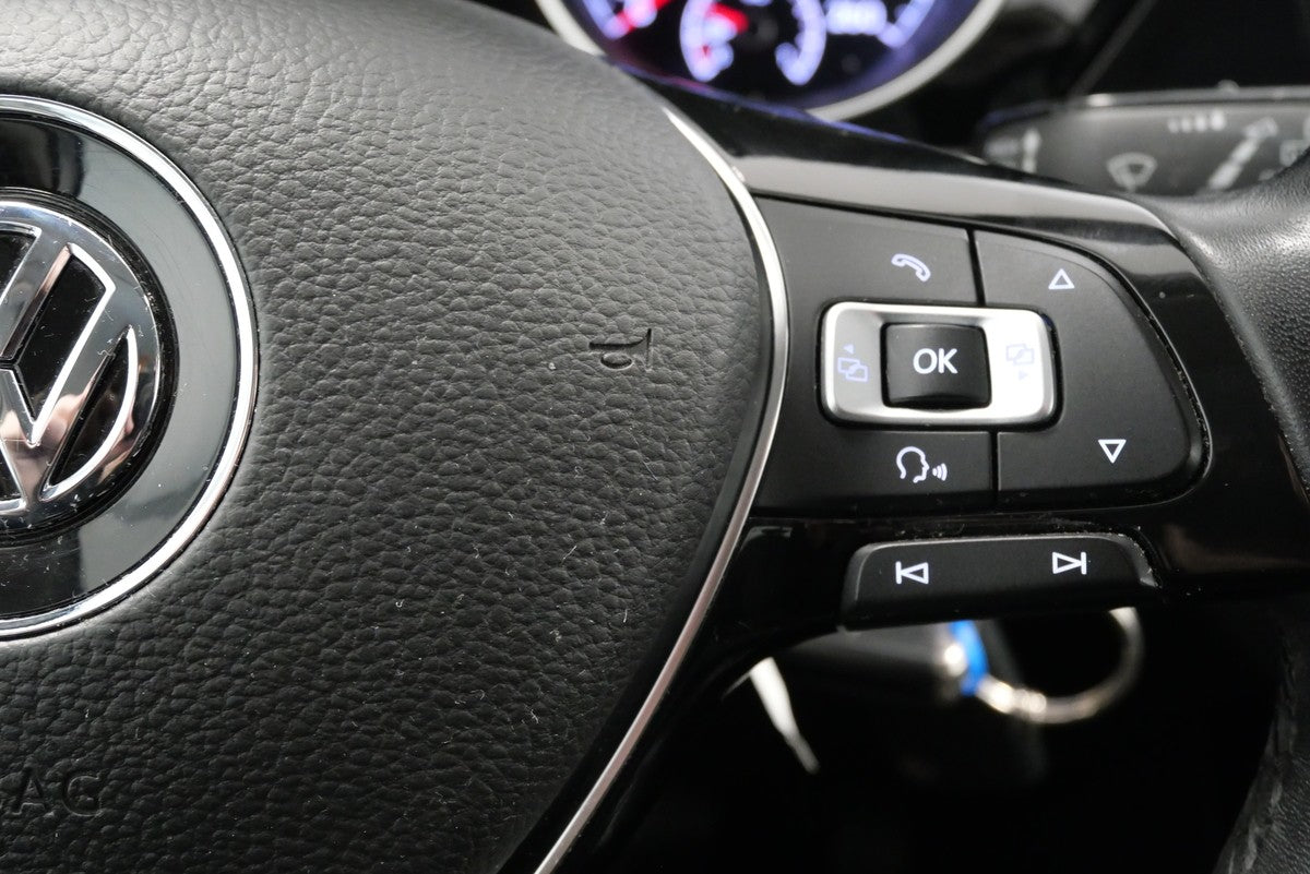 Volkswagen Touran 1.6 TDI 81 kW Highline – foto 15