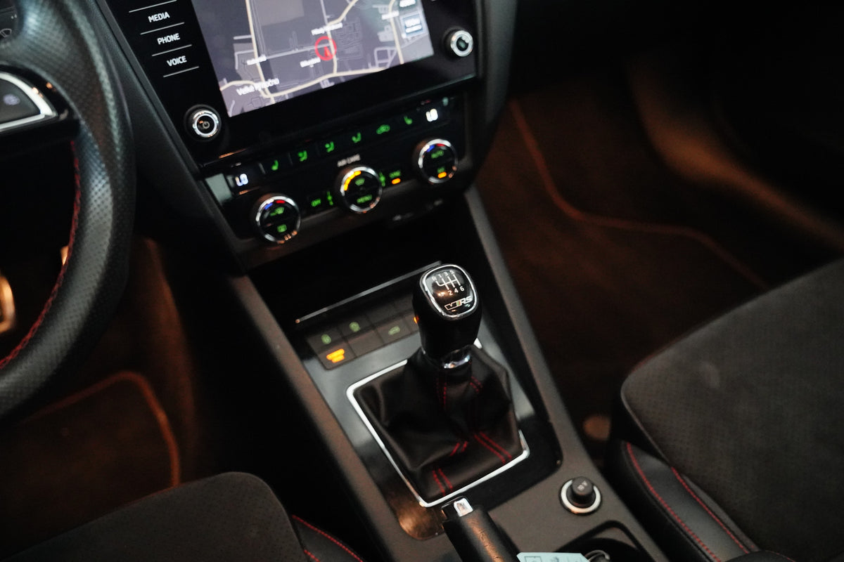 Škoda Octavia 2.0 TSI 180 kW RS – foto 25