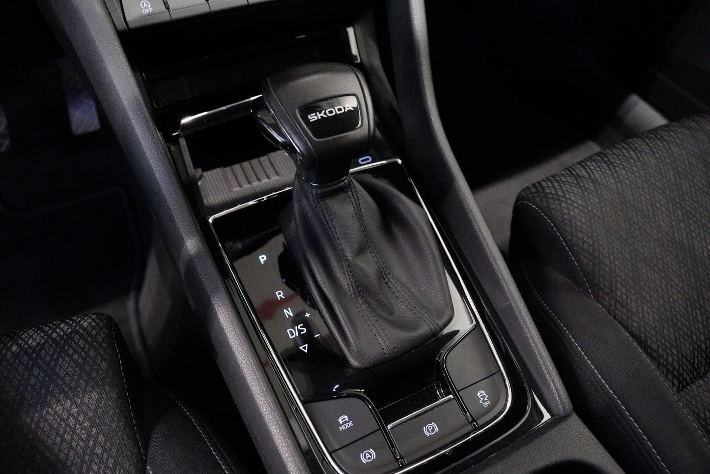 Škoda Karoq 1.5 TSI 110 kW Top Selection