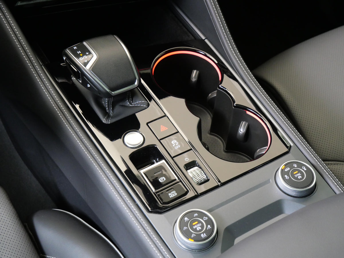Volkswagen Touareg 3.0 TDI V6 210 kW R-Line – foto 25