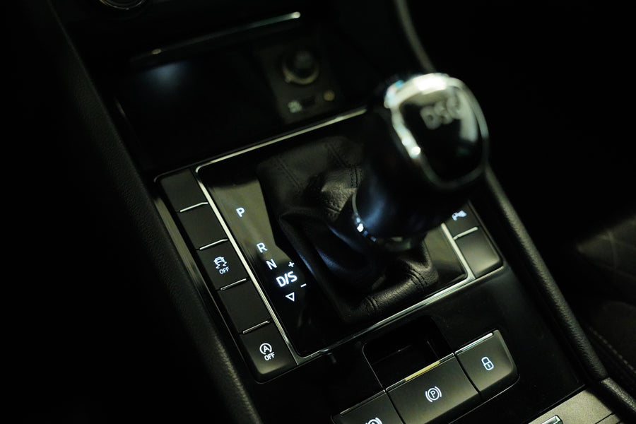 Škoda Superb 2.0 TDI 140 kW Style – foto 24