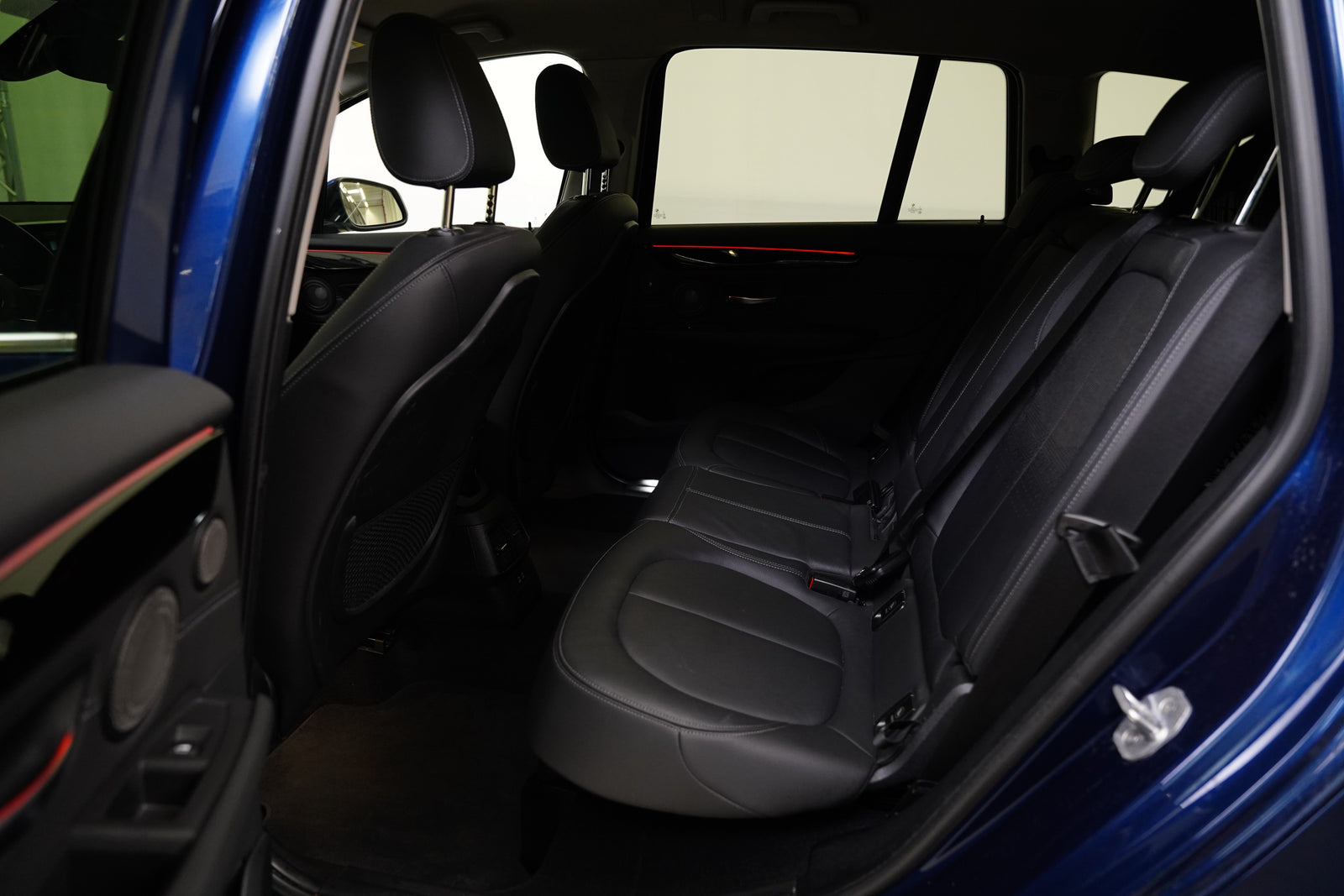 BMW Řada 2 218d 110 kW xDrive Luxury – foto 25