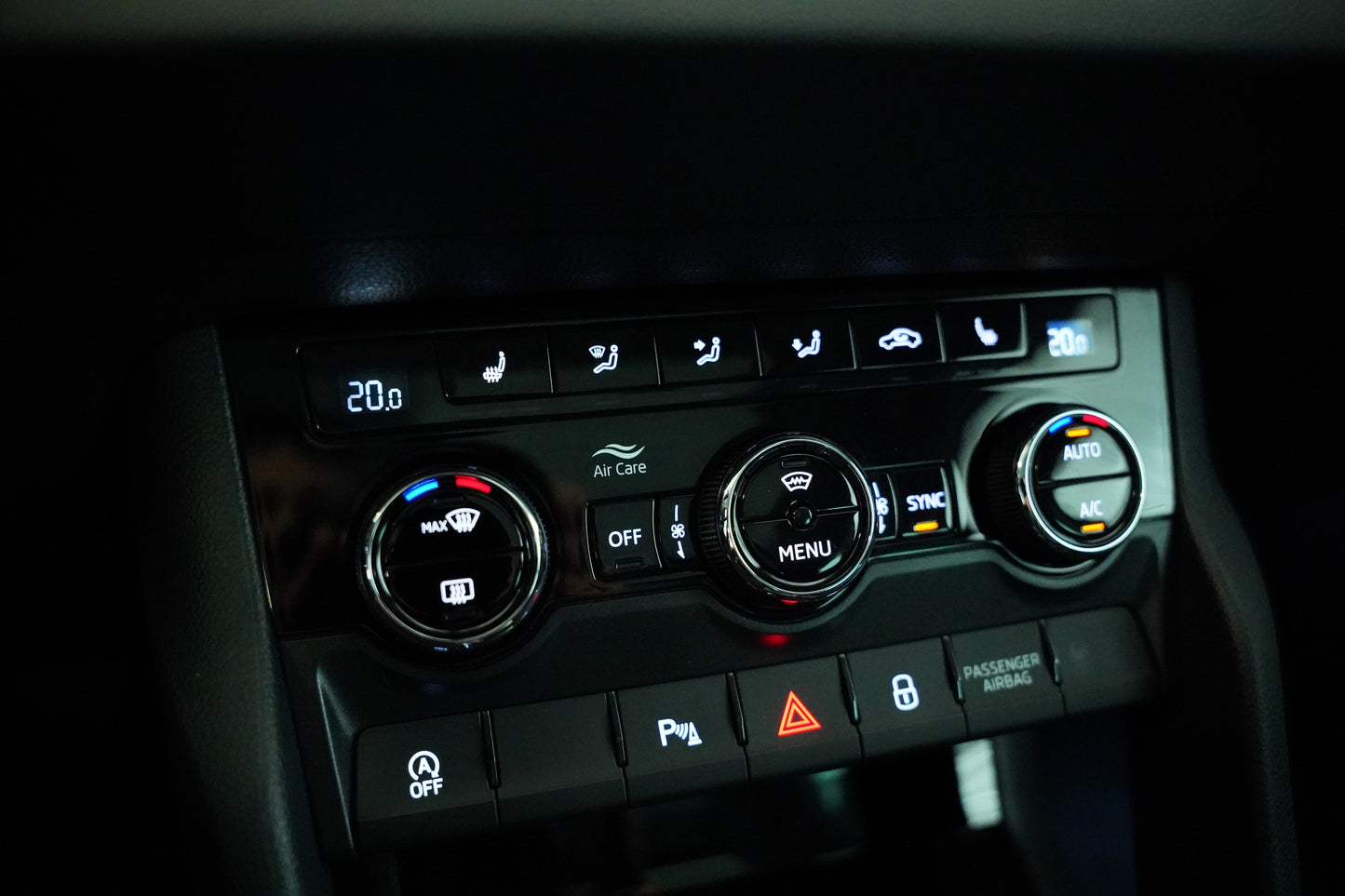 Škoda Karoq 1.5 TSI 110 kW DSG 4x4 Style+