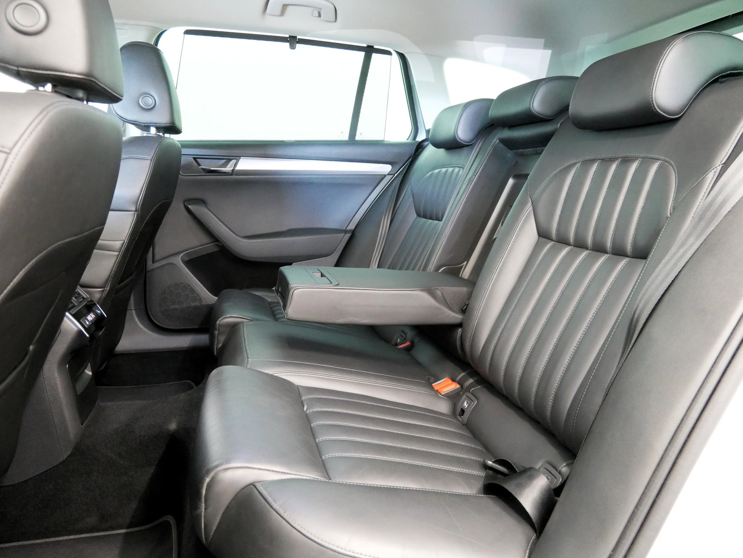 Škoda Superb 2.0 TDI 110 kW Style