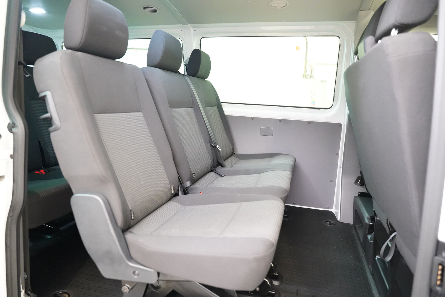 Volkswagen Transporter 2.0 TDI 110 kW Long