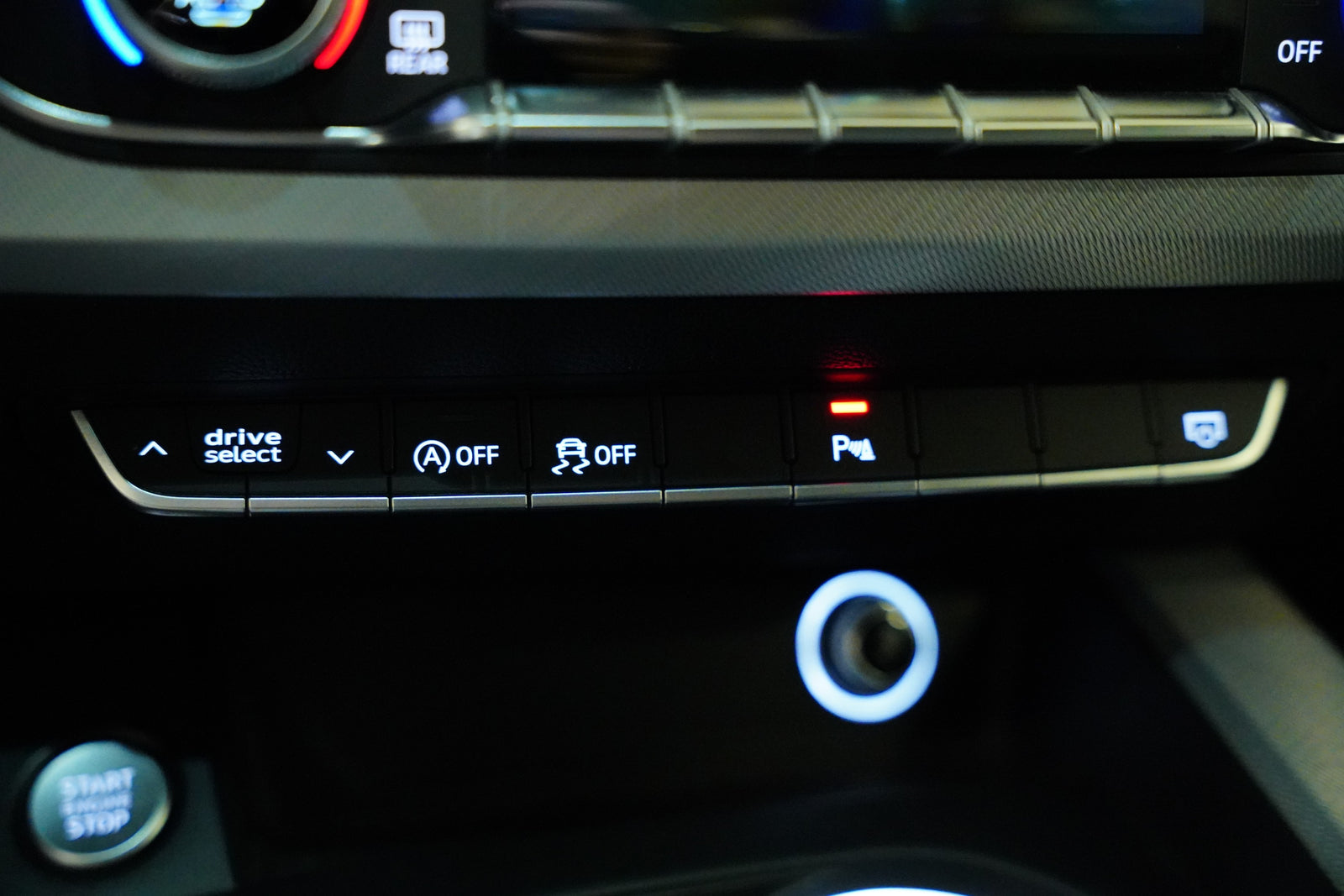 Audi A4 2.0 110 KW AVANT – foto 25