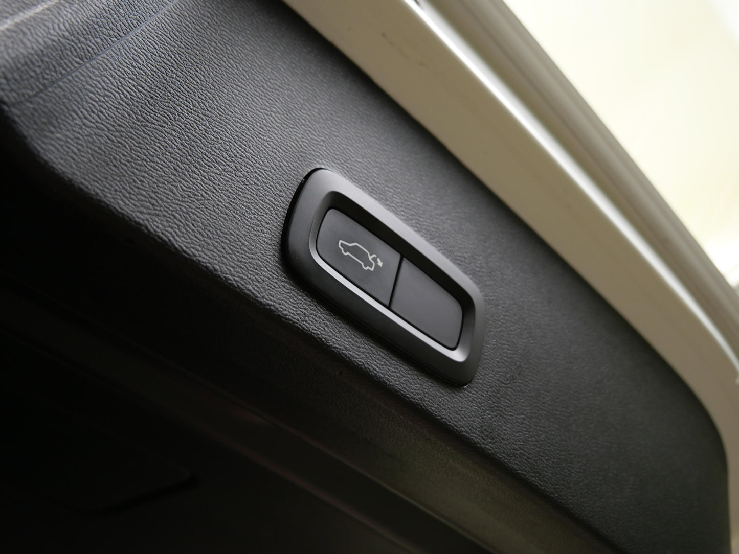 Volvo XC40 2.0 D3 110 kW Momentum Pro