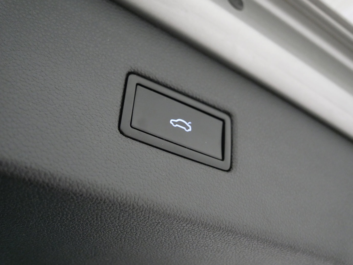 Volkswagen Tiguan 2.0 TSI 132 kW Sound