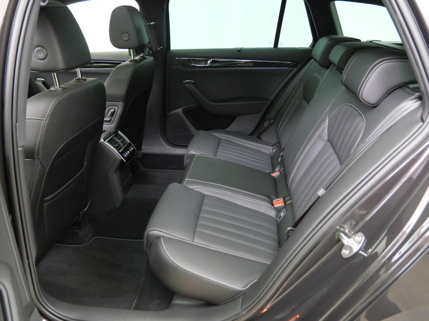 Škoda Superb 2.0 TSI 206 kW L&K