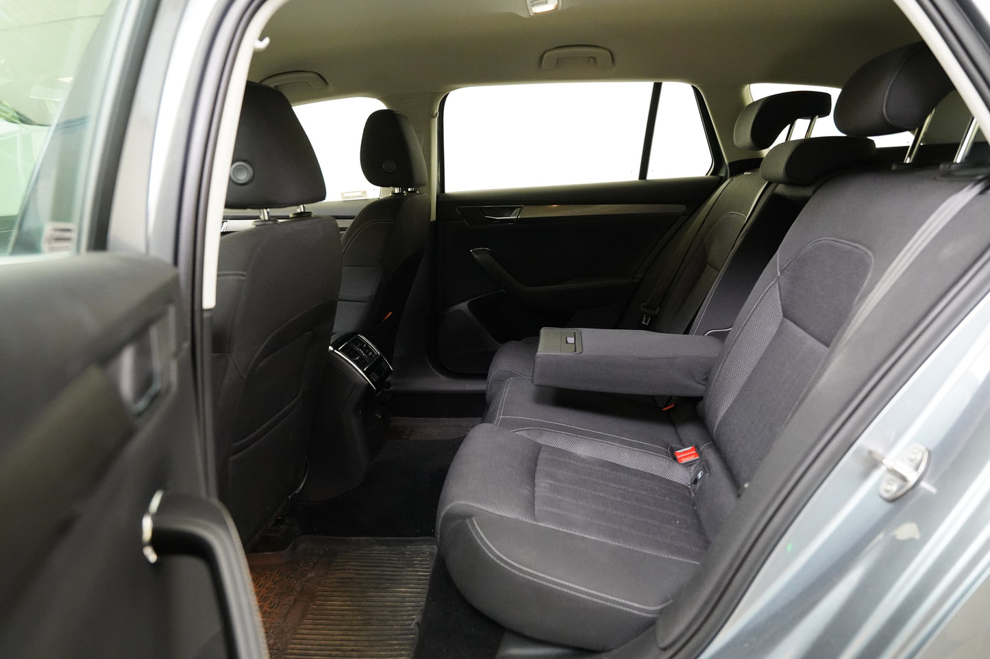 Škoda Superb 2.0 TSI 140kW Style Combi DSG