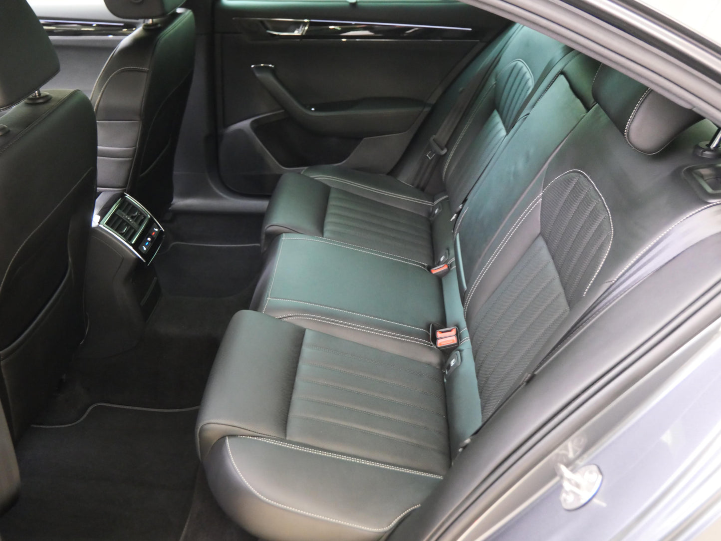 Škoda Superb 2.0 TDI 147kW L&K