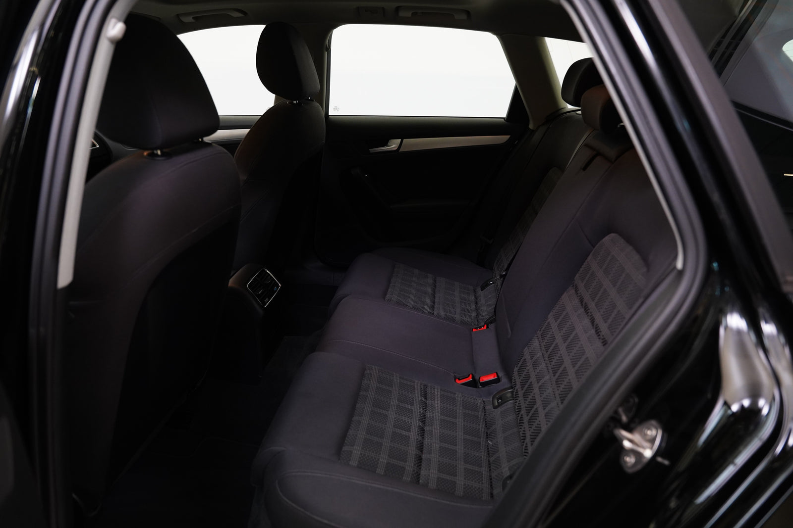 Audi A4 2.0 TFSI 165 kW Quattro S line – foto 25