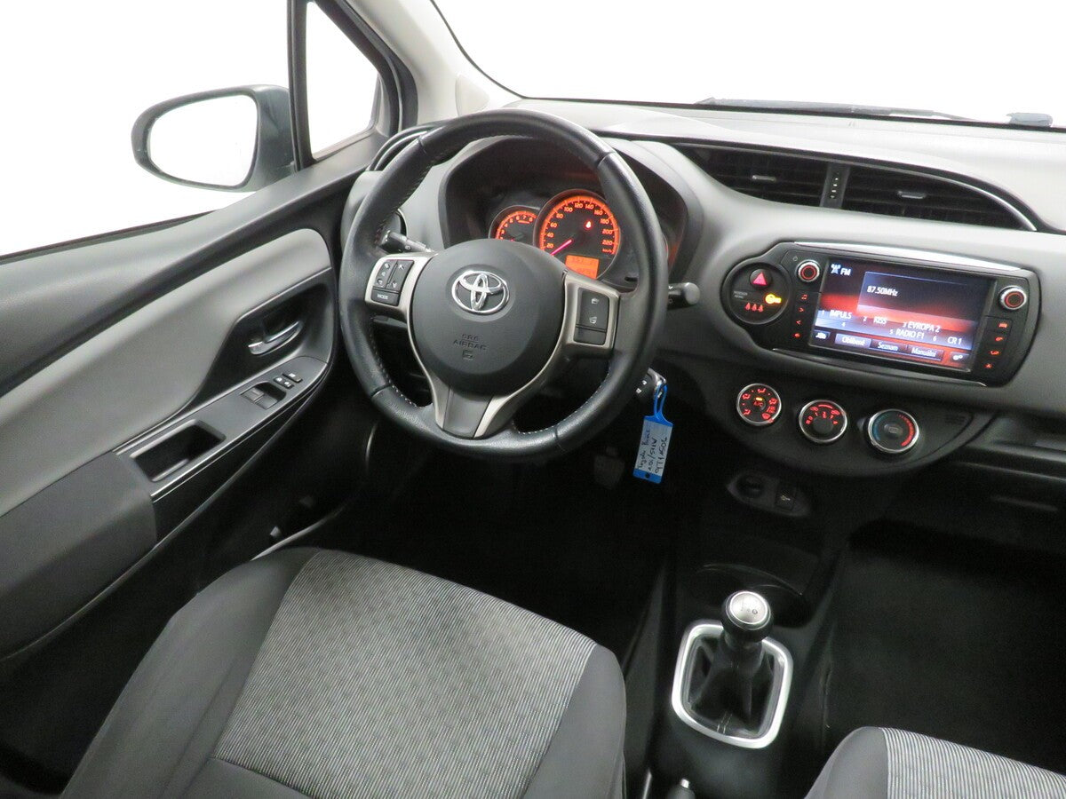 Toyota Yaris 1.0 VVT-i 51 kW Trend