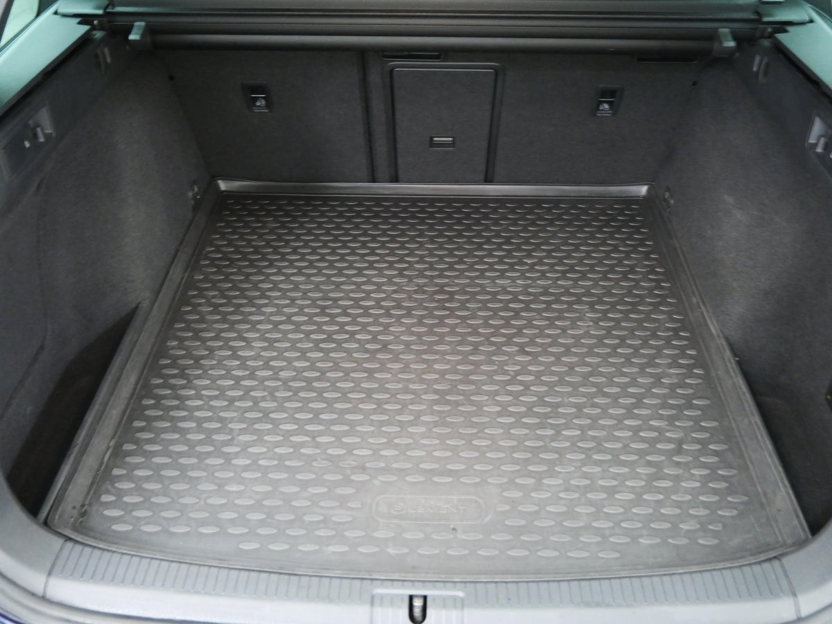 Volkswagen Golf 2.0 TSI 221 kW 4Motion "R"