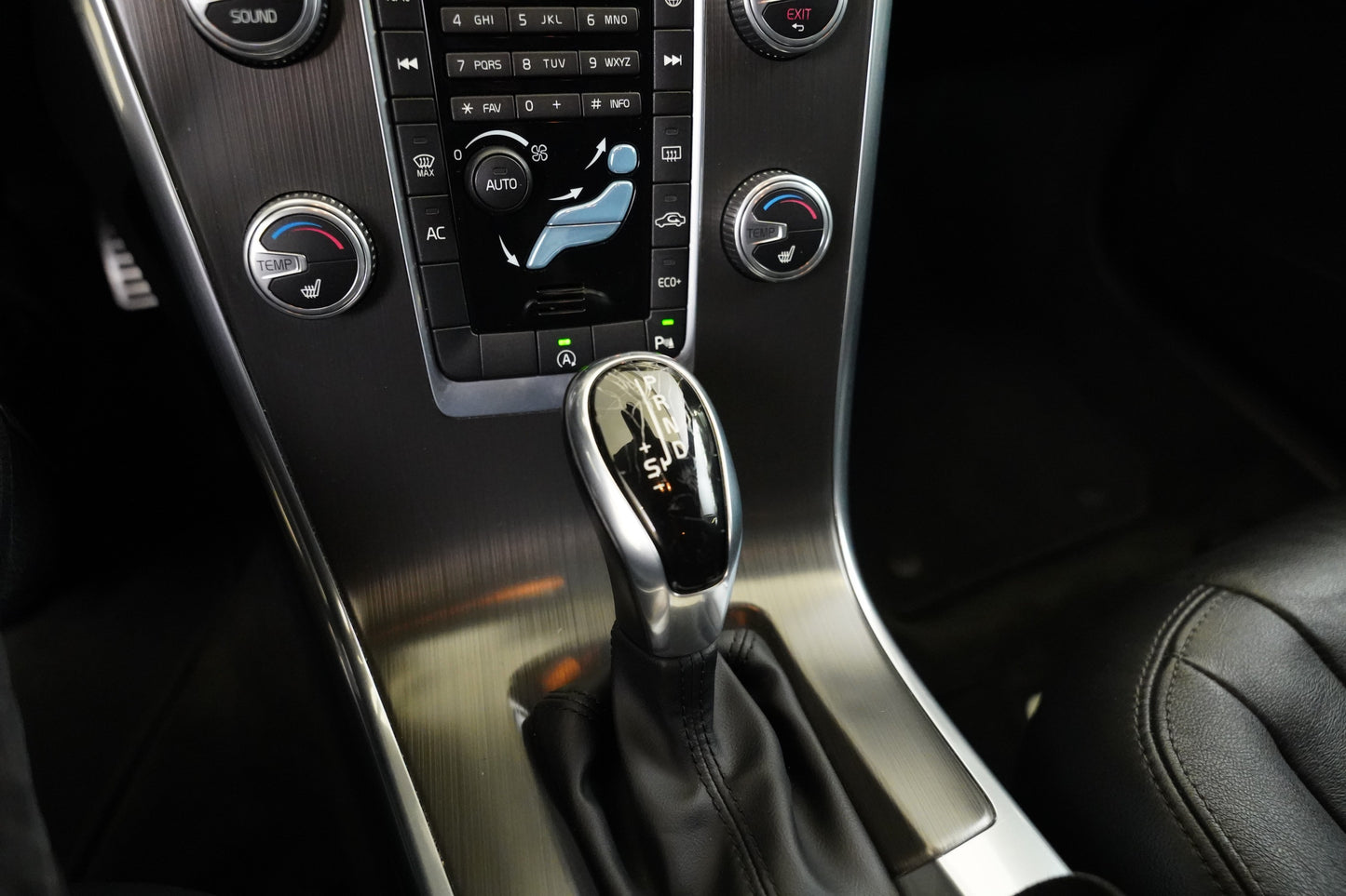 Volvo XC60 2.0 D3 110 kW Momentum