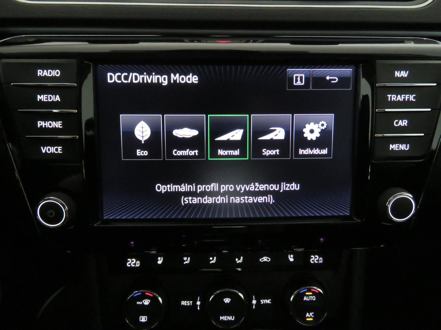 Škoda Superb 2.0 TDI 140 kW L&K Comfort