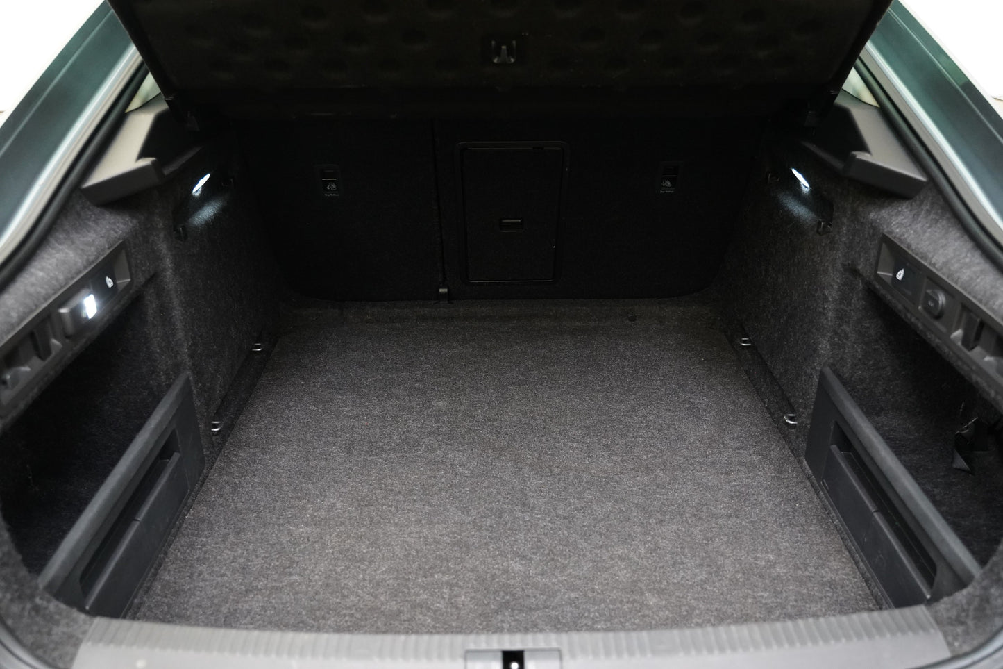 Škoda Superb 2.0 TDI 110 kW Ambition Plus