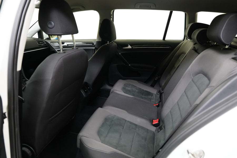 Volkswagen Golf 1.4 TGI 81 kW DSG Highline – foto 25