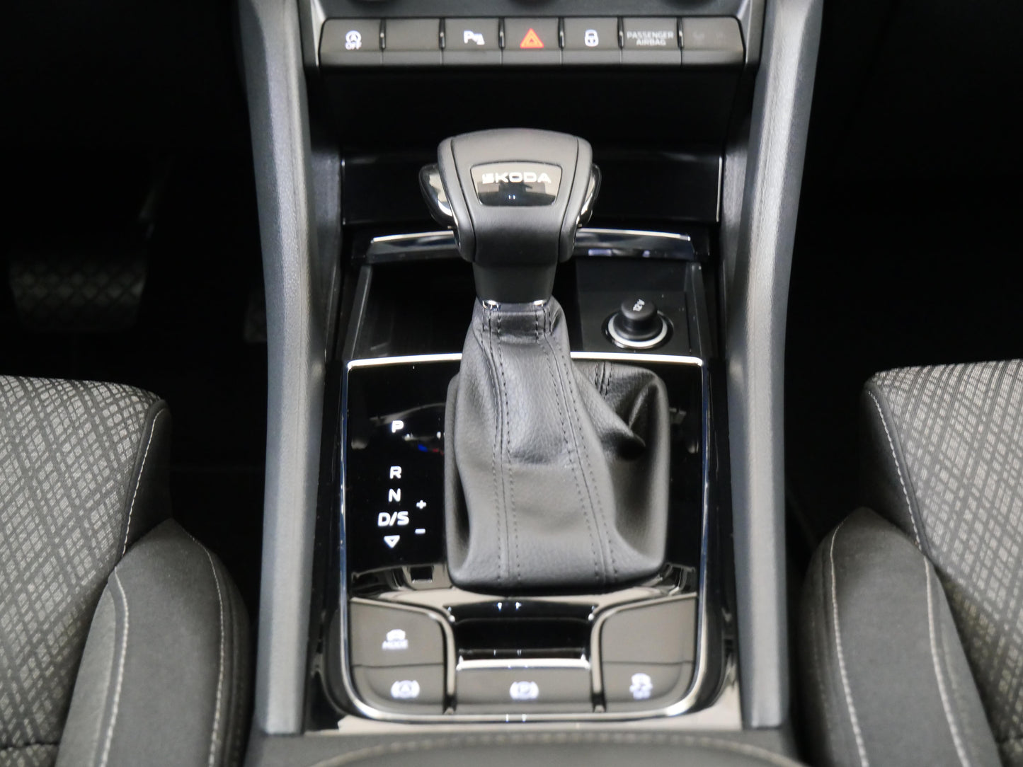 Škoda Karoq 1.5 TSI 110 kW Top Selection