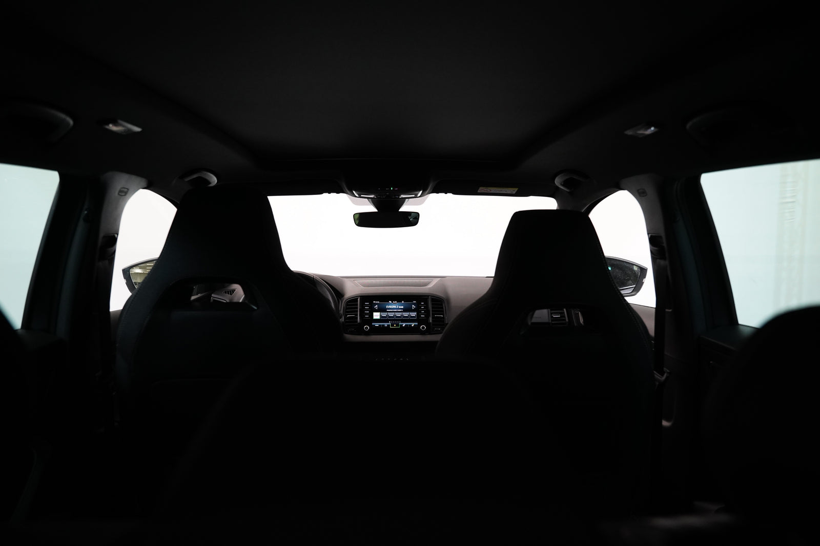 Škoda Karoq 1.5 TSI 110 kW DSG Sportline – foto 25
